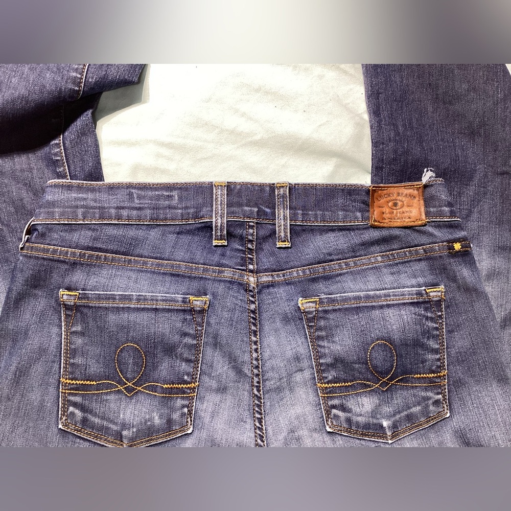 Lucky Brand Sofia Boot Medium Wash Jeans Size 10/30 - Picture 5 of 10